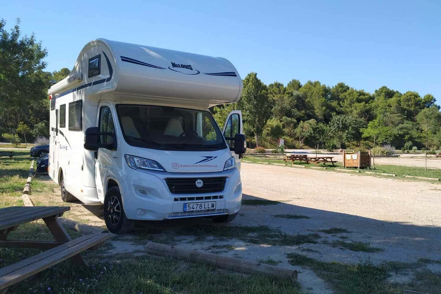 lloguer-autocaravanes-sabadell-caravana-parque